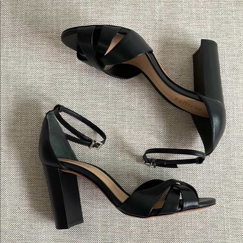 SCHUTZ Black Heels with Block Heel and Twisted Straps